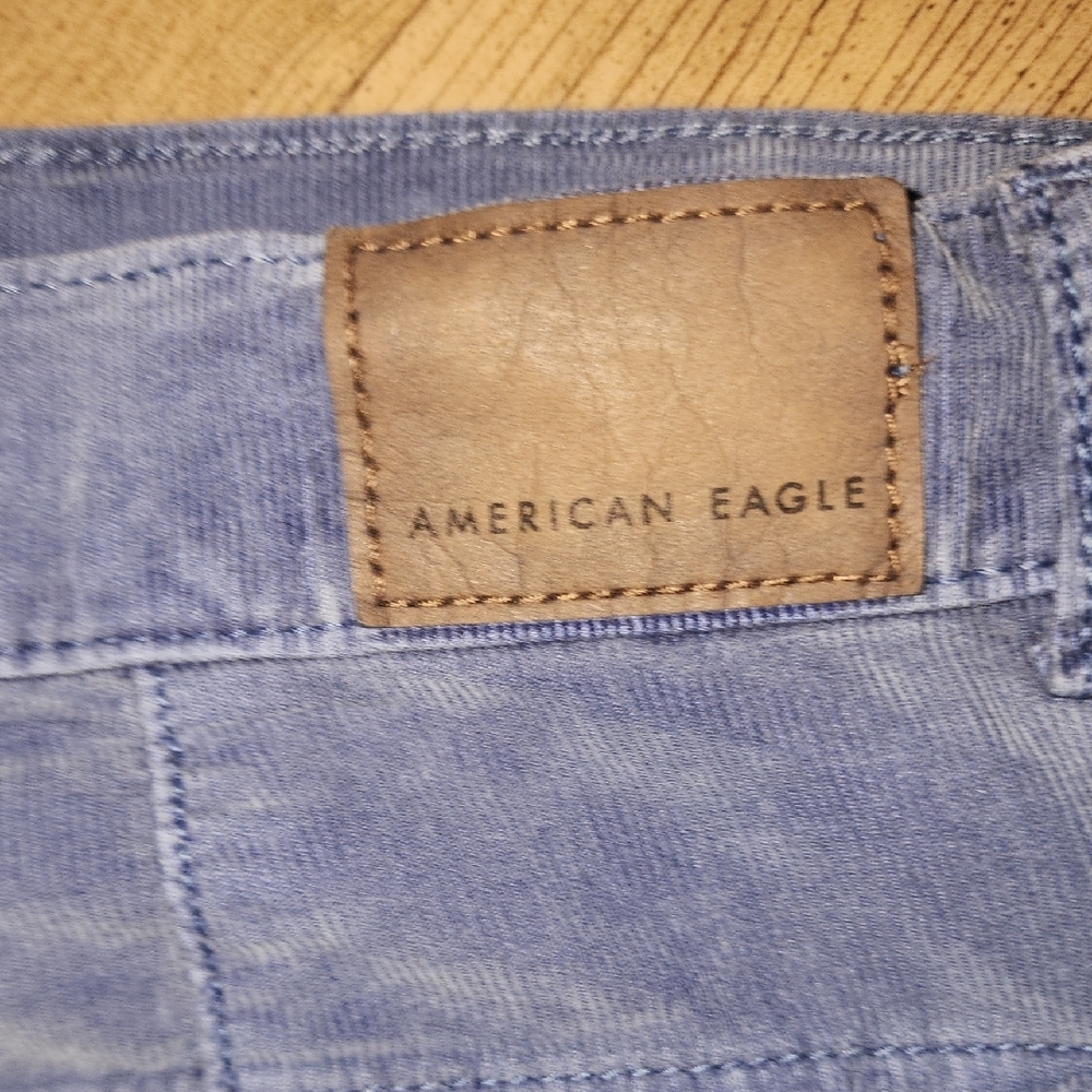 American Eagle Outfitters High Waist Blue 90's Boyfriend Shorts - Picture 8 of 11